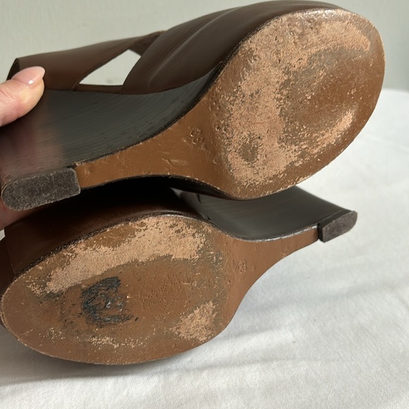 Marni brown leather platform wedge peep toe sandal - Picture 9 of 10